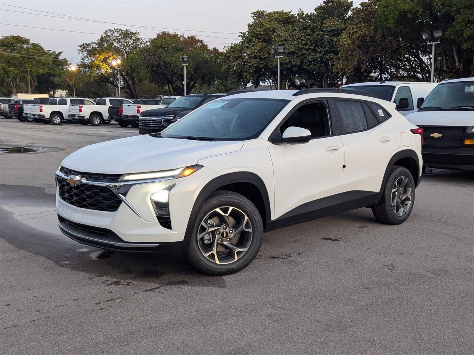 2025 Chevrolet Trax Vehicle Photo in MIAMI, FL 33134-2699