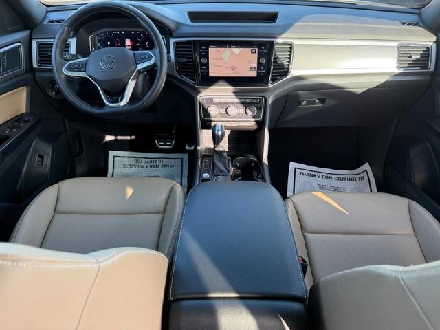 2020 Volkswagen Atlas Cross Sport Vehicle Photo in COLUMBIA, MO 65203-3903