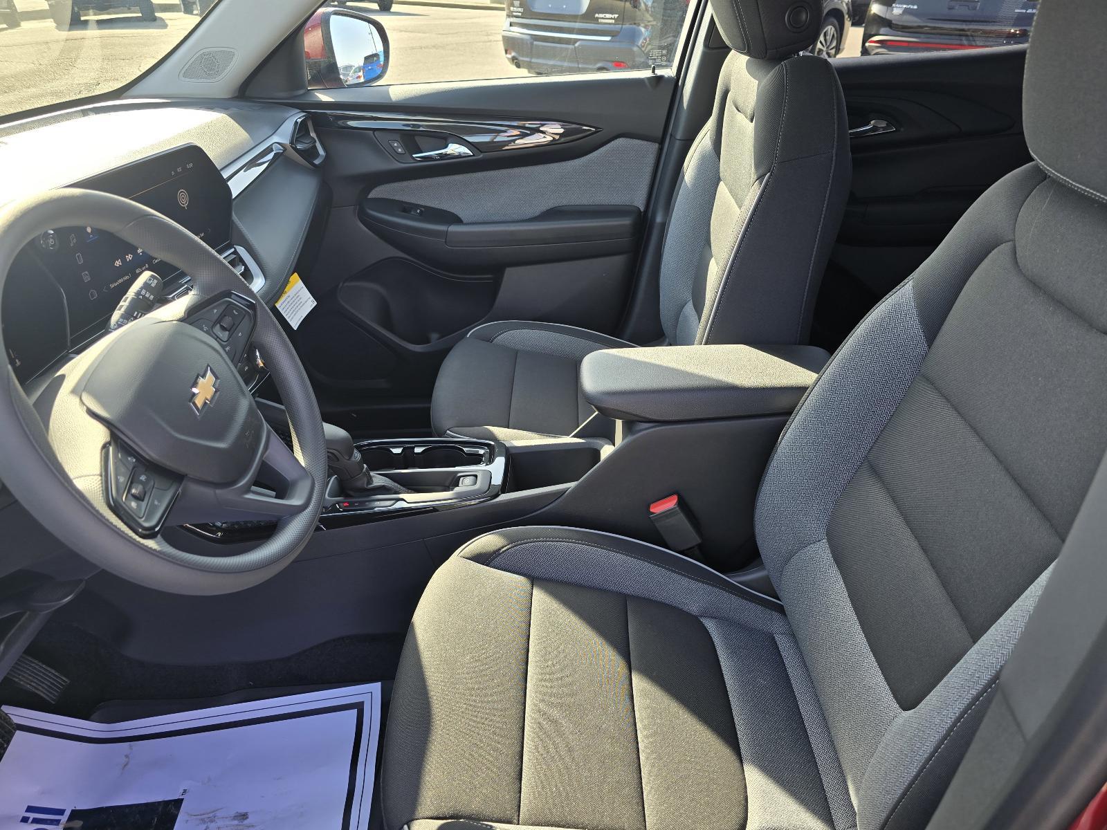 2025 Chevrolet Trailblazer Vehicle Photo in Rolla, MO 65401