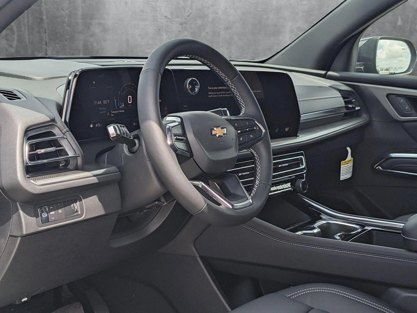 2025 Chevrolet Traverse Vehicle Photo in MIAMI, FL 33172-3015