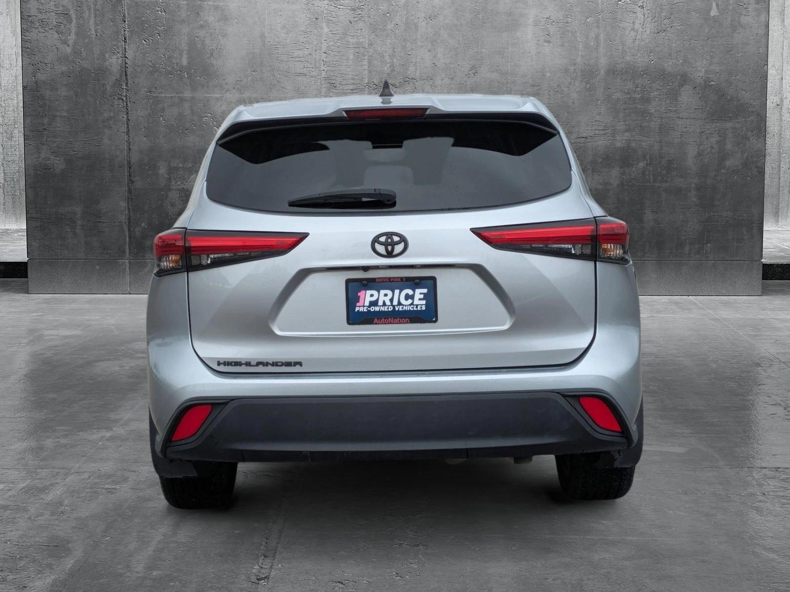 2022 Toyota Highlander Vehicle Photo in Corpus Christi, TX 78415