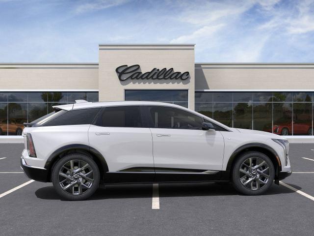 2025 Cadillac OPTIQ Vehicle Photo in NEENAH, WI 54956-2243