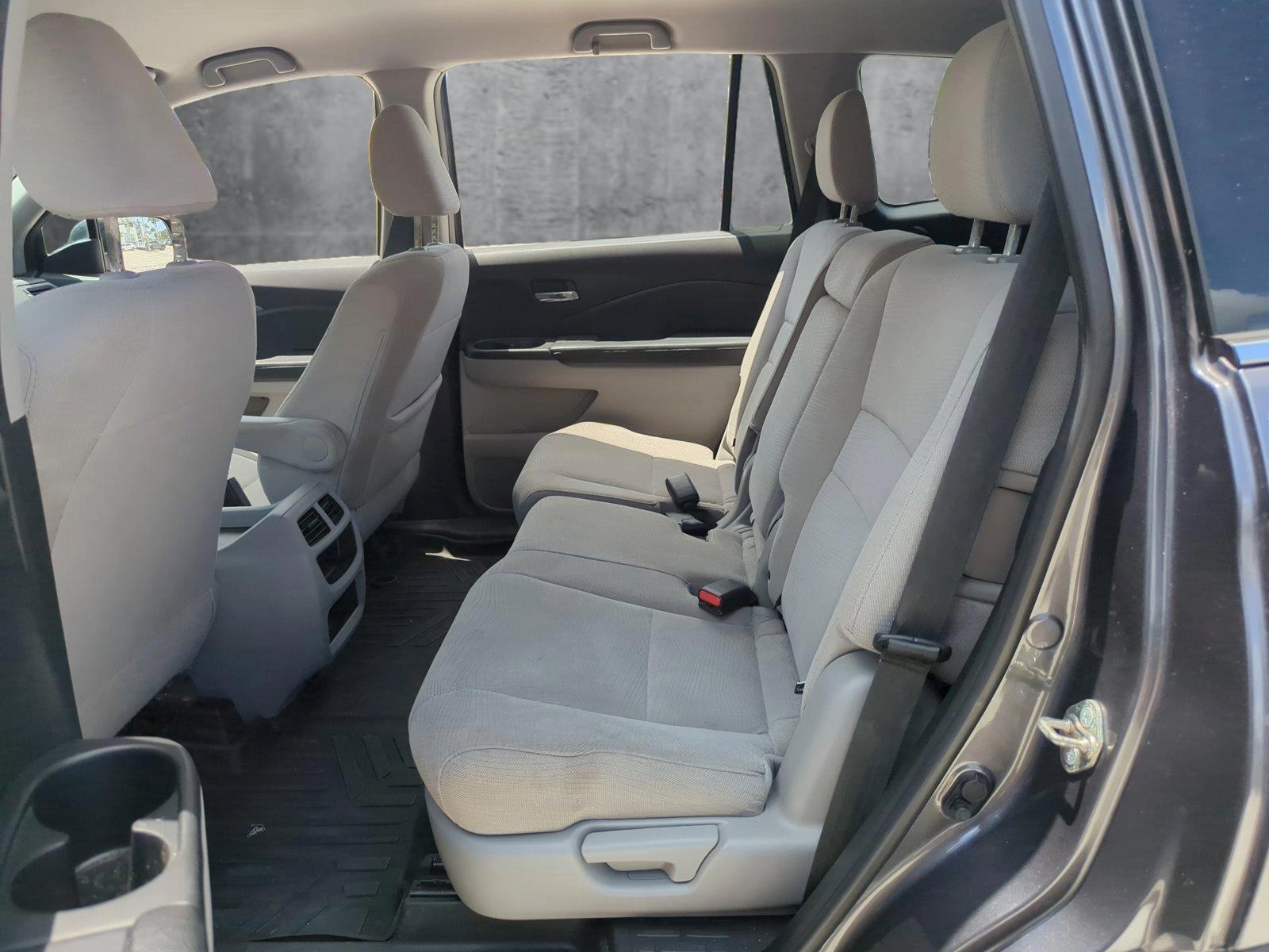 2017 Honda Pilot Vehicle Photo in Pembroke Pines, FL 33027