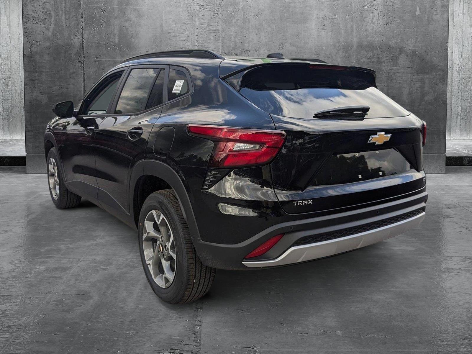 2025 Chevrolet Trax Vehicle Photo in MIAMI, FL 33134-2699