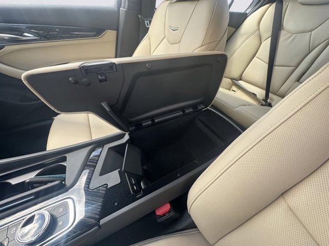2025 Cadillac CT5 Vehicle Photo in LEOMINSTER, MA 01453-2952