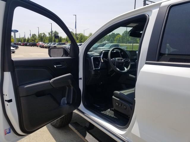 2025 GMC Canyon Vehicle Photo in ELYRIA, OH 44035-6349