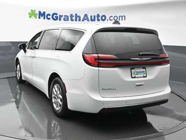 2023 Chrysler Pacifica Vehicle Photo in Cedar Rapids, IA 52402