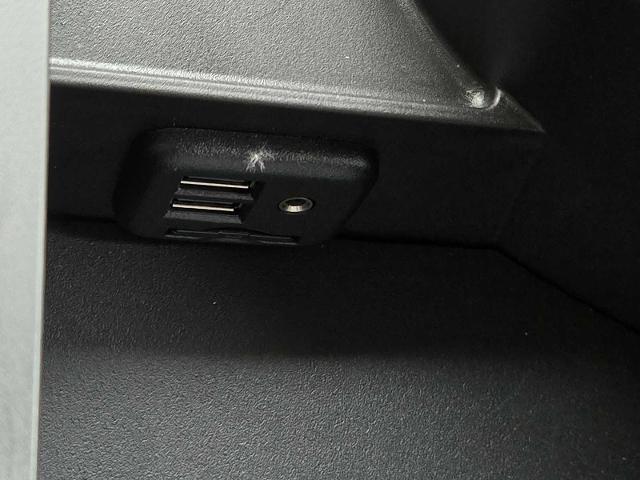 2021 Chevrolet Camaro Vehicle Photo in DENTON, TX 76210-9321