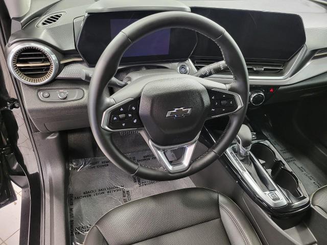 2025 Chevrolet Trax Vehicle Photo in NEENAH, WI 54956-2243