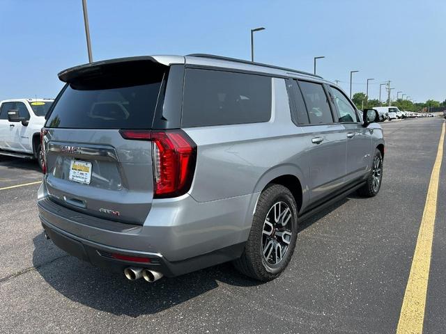 2024 GMC Yukon XL Vehicle Photo in COLUMBIA, MO 65203-3903