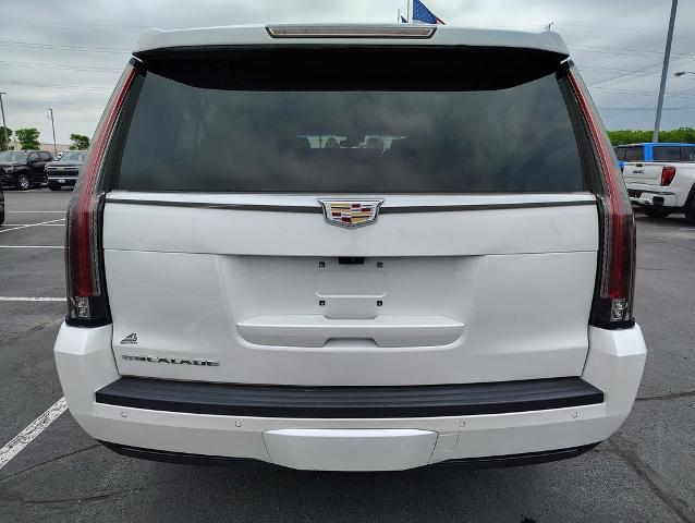 2018 Cadillac Escalade ESV Vehicle Photo in GREEN BAY, WI 54304-5303