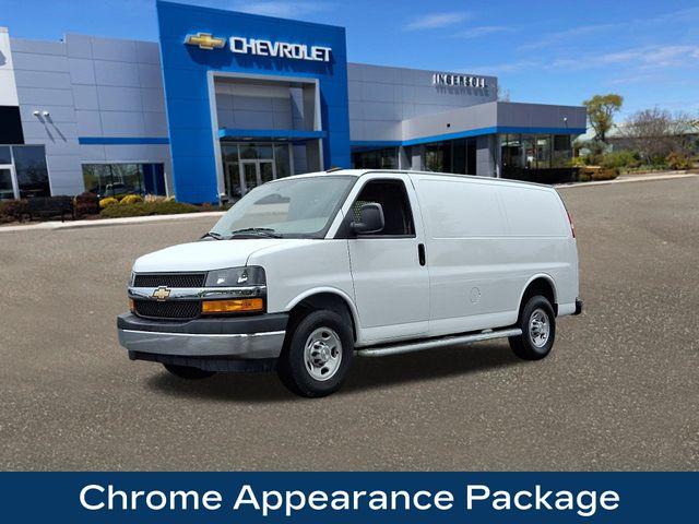 2024 Chevrolet Express Cargo 2500 Vehicle Photo in DANBURY, CT 06810-5034