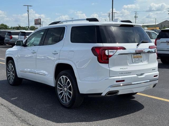 2023 GMC Acadia Vehicle Photo in COLUMBIA, MO 65203-3903
