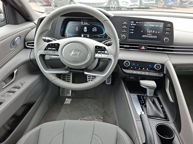 2025 Hyundai ELANTRA Vehicle Photo in Philadelphia, PA 19116