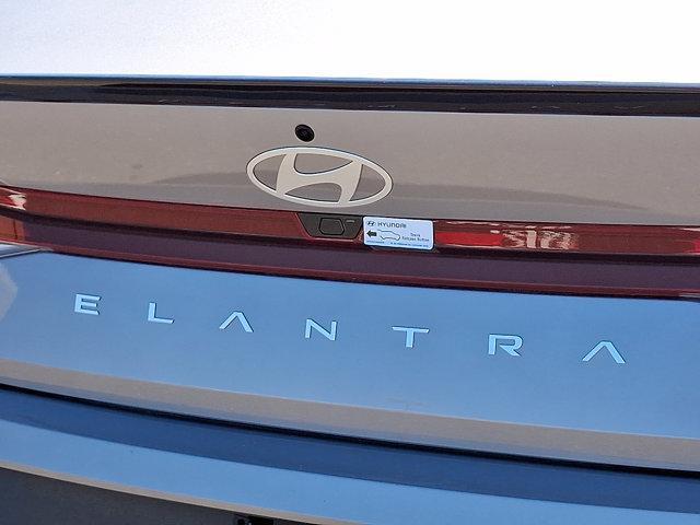 2025 Hyundai ELANTRA Vehicle Photo in Philadelphia, PA 19116