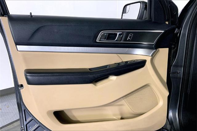 2016 Ford Explorer Vehicle Photo in Lees Summit, MO 64086