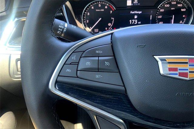 2024 Cadillac XT5 Vehicle Photo in KANSAS CITY, MO 64114-4545