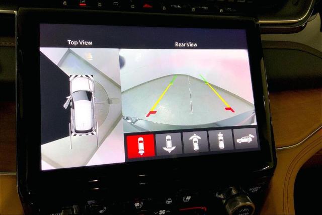 2024 Jeep Grand Cherokee L Vehicle Photo in Kansas City, MO 64114