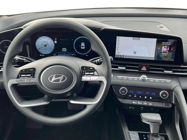 2024 Hyundai ELANTRA Vehicle Photo in Shiloh, IL 62269