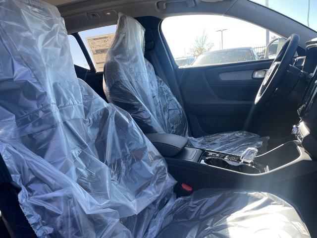 2025 Volvo XC40 Vehicle Photo in Grapevine, TX 76051