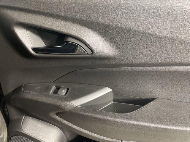 2025 Chevrolet Trax Vehicle Photo in PHOENIX, AZ 85014-3381