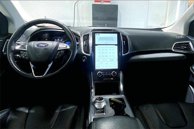 2022 Ford Edge Vehicle Photo in TOPEKA, KS 66609-0000