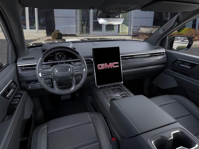 2025 GMC Sierra EV Vehicle Photo in DANBURY, CT 06810-5034
