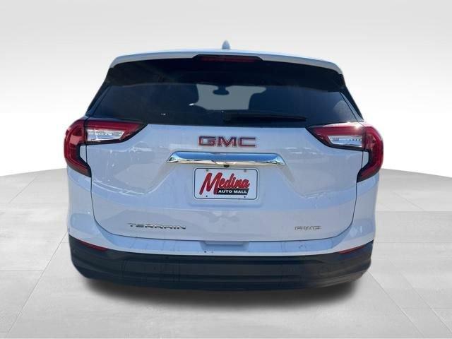 2022 GMC Terrain Vehicle Photo in MEDINA, OH 44256-9631