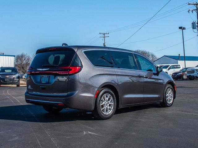 2023 Chrysler Pacifica Vehicle Photo in MADISON, IN 47250-1611