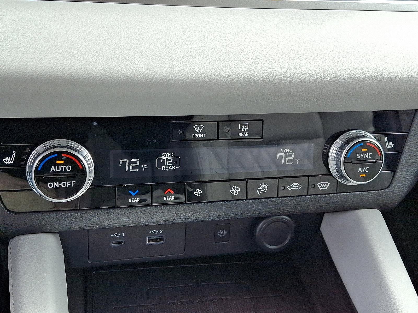 2022 Mitsubishi Outlander Vehicle Photo in Lancaster, PA 17601