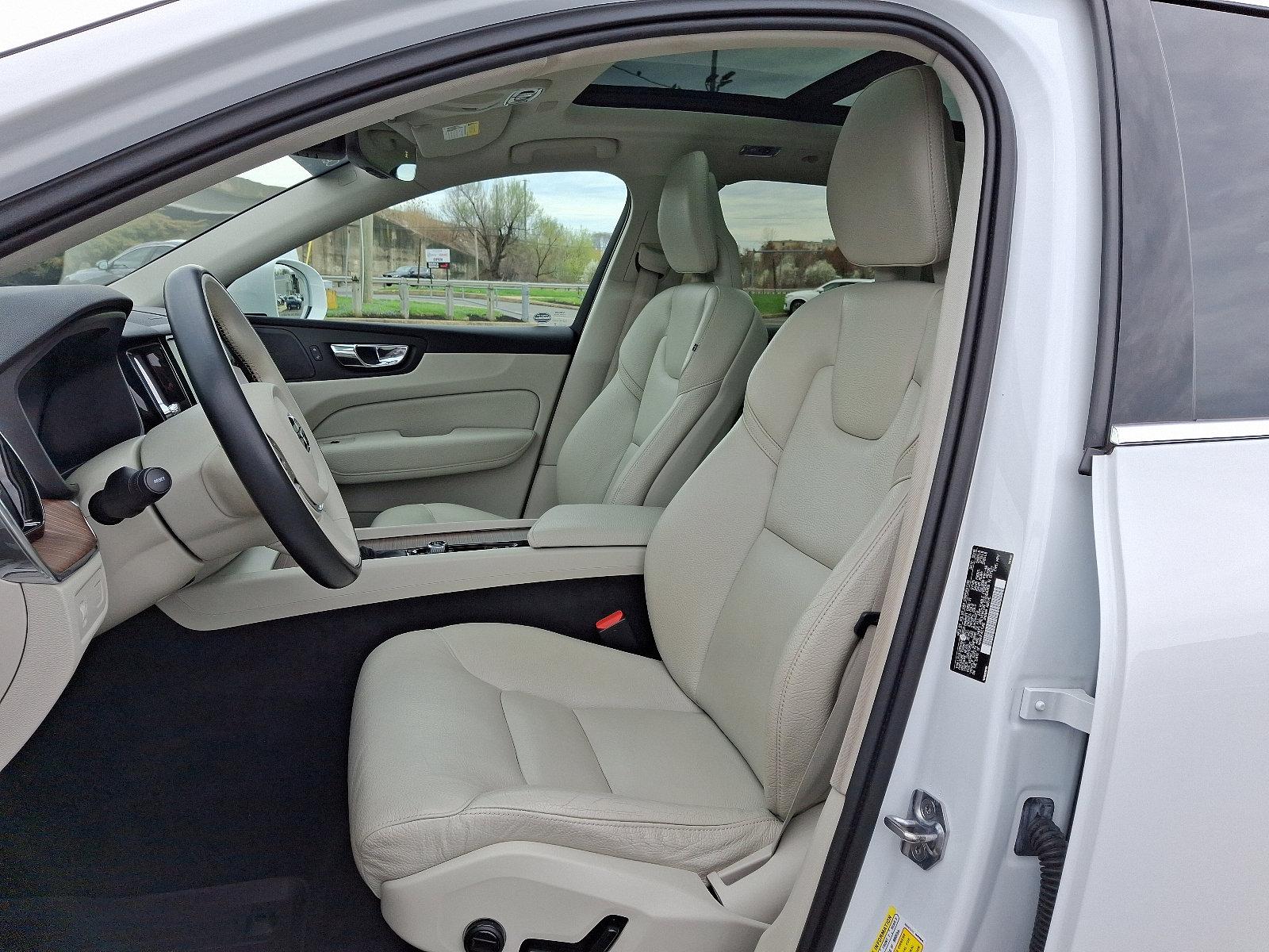 2019 Volvo XC60 Vehicle Photo in Trevose, PA 19053