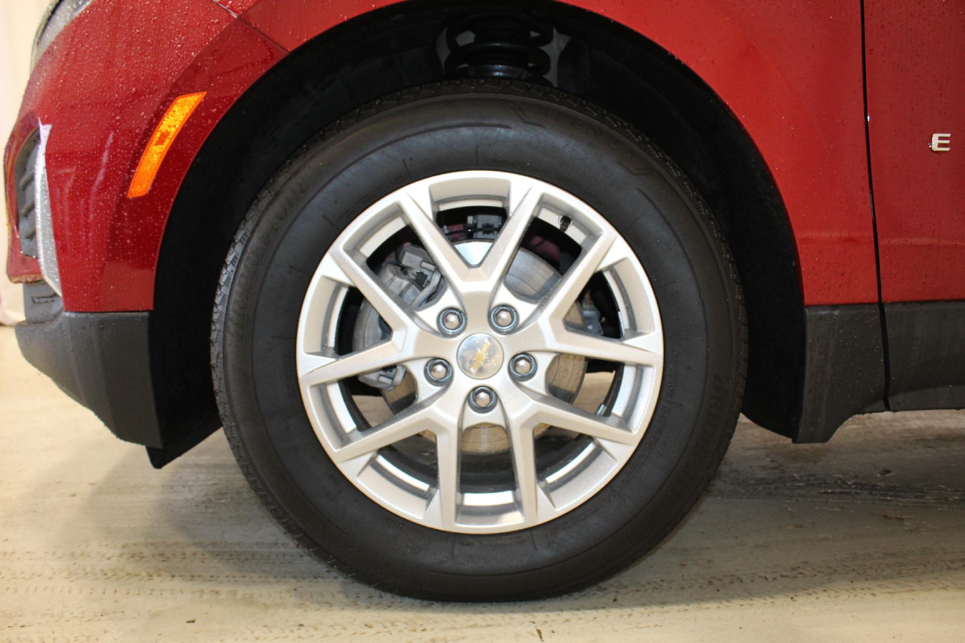 2022 Chevrolet Equinox Vehicle Photo in NORTHAMPTON, MA 01060-1120