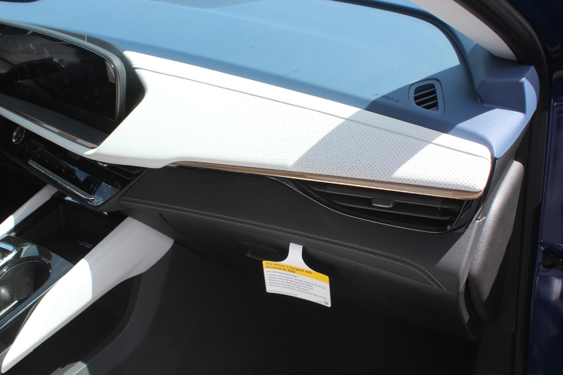 2025 Buick Envision Vehicle Photo in AURORA, CO 80012-4011