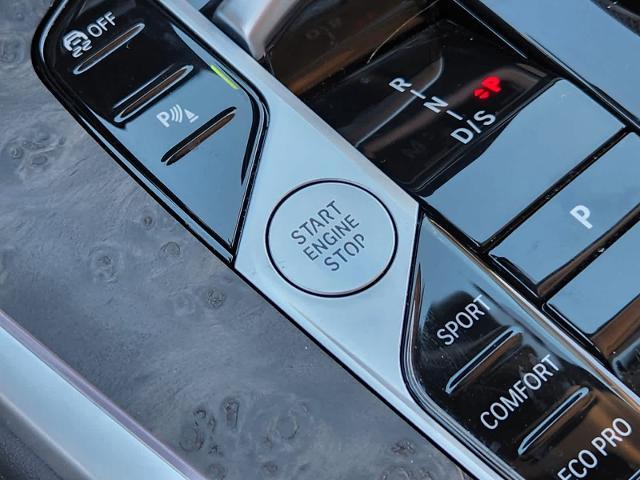 2024 BMW X7 xDrive40i Vehicle Photo in PLANO, TX 75024