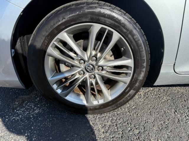 2017 Toyota Camry Vehicle Photo in Oshkosh, WI 54904