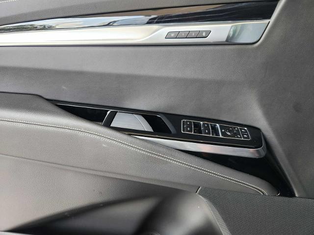2025 Cadillac Escalade Vehicle Photo in HOUSTON, TX 77079