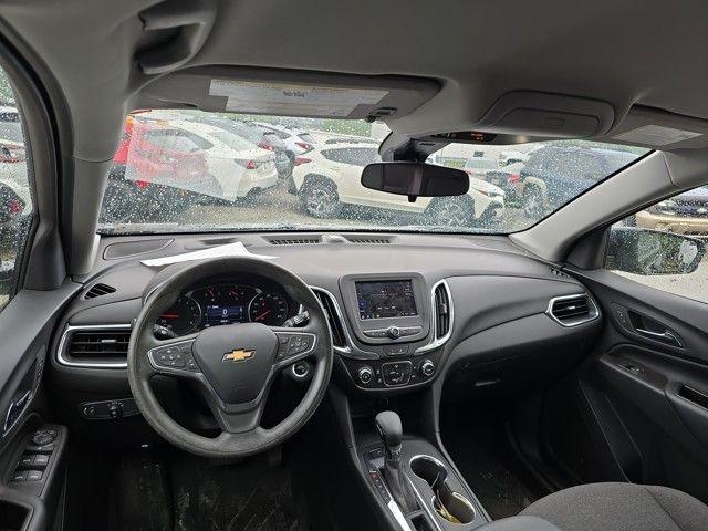 2023 Chevrolet Equinox Vehicle Photo in Pleasant Hills, PA 15236
