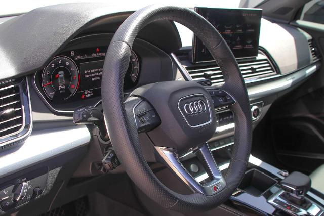 2024 Audi Q5 Vehicle Photo in SUGAR LAND, TX 77478