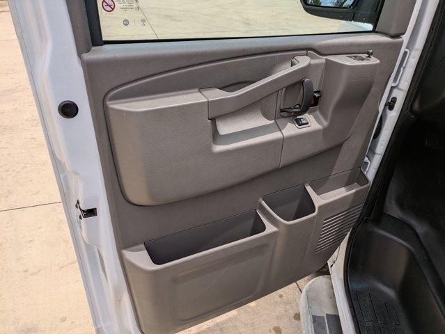 2023 Chevrolet Express Cargo 2500 Vehicle Photo in SELMA, TX 78154-1460
