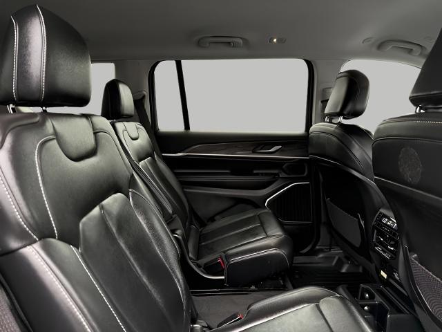 2022 Jeep Grand Cherokee L Vehicle Photo in Kaukauna, WI 54130