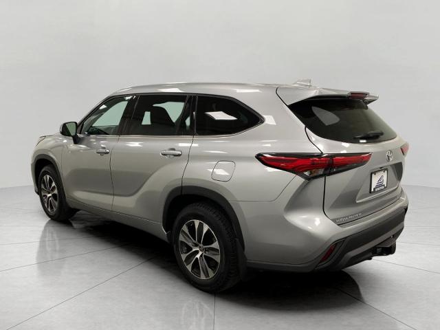 2022 Toyota Highlander Vehicle Photo in Appleton, WI 54913