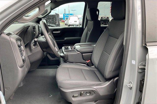 2024 Chevrolet Silverado 1500 Vehicle Photo in INDEPENDENCE, MO 64055-1314