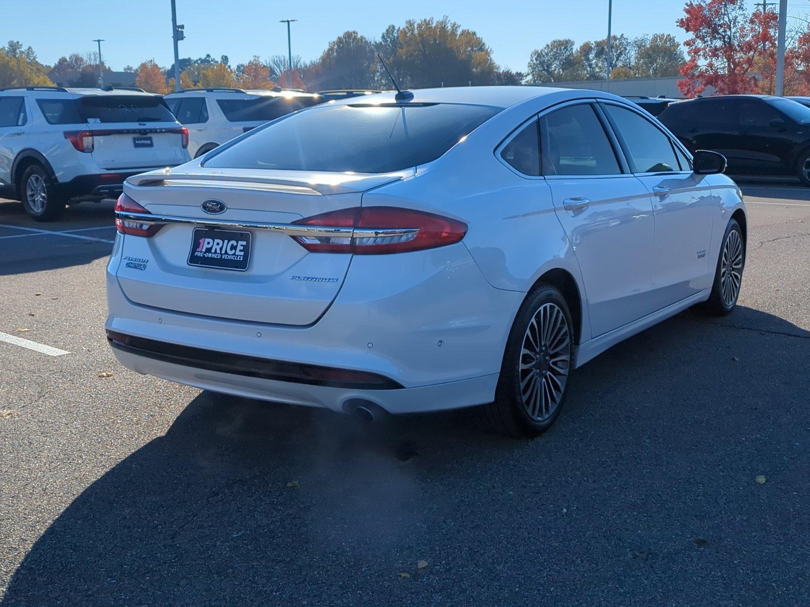 2017 Ford Fusion Energi Vehicle Photo in Memphis, TN 38133