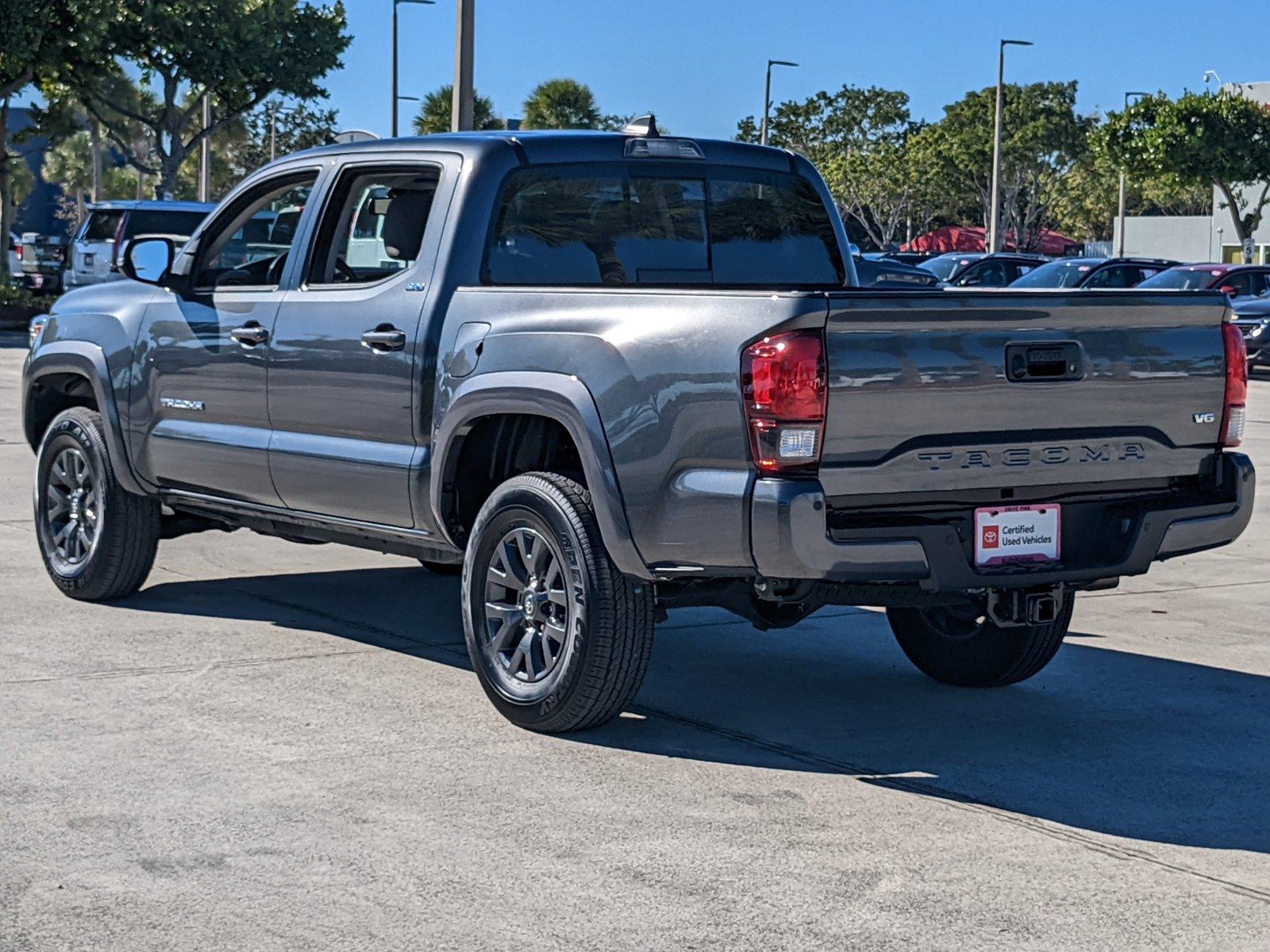 2022 Toyota Tacoma 2WD Vehicle Photo in Davie, FL 33331