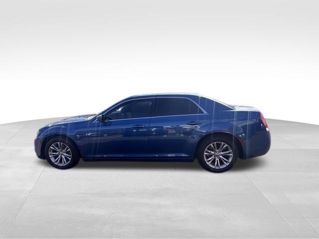 2021 Chrysler 300 Vehicle Photo in DELRAY BEACH, FL 33483-3294