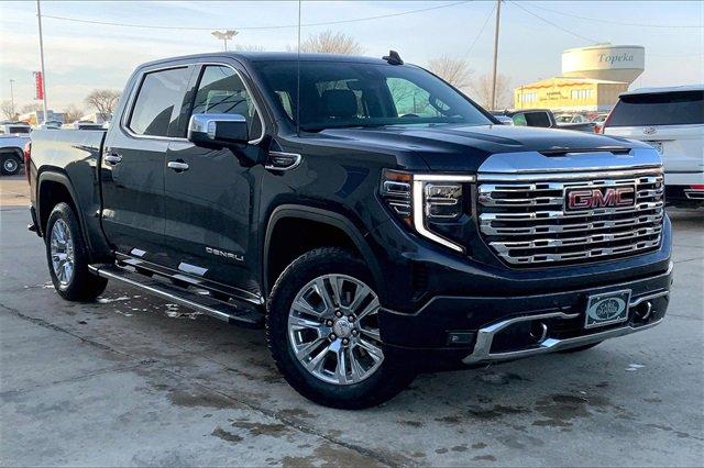 2023 GMC Sierra 1500 Vehicle Photo in TOPEKA, KS 66609-0000