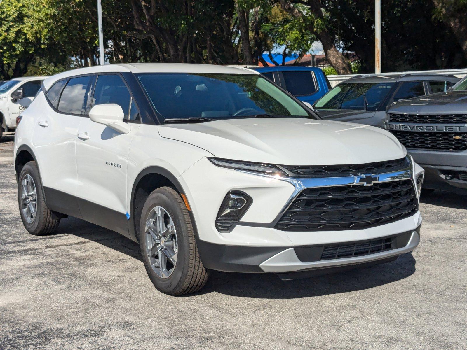 2025 Chevrolet Blazer Vehicle Photo in MIAMI, FL 33134-2699