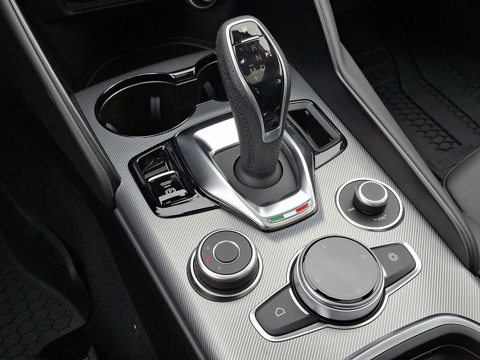 2025 Alfa Romeo Giulia Vehicle Photo in Mechanicsburg, PA 17050