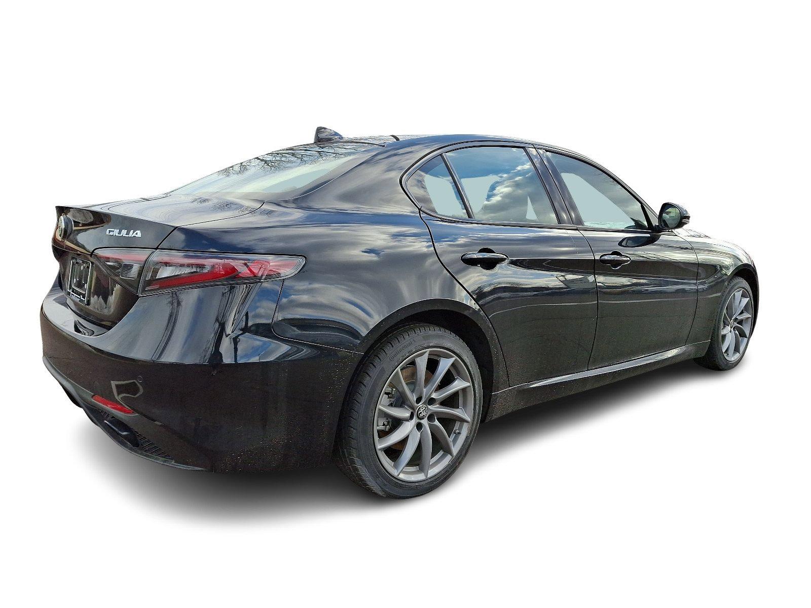 2025 Alfa Romeo Giulia Vehicle Photo in Willow Grove, PA 19090
