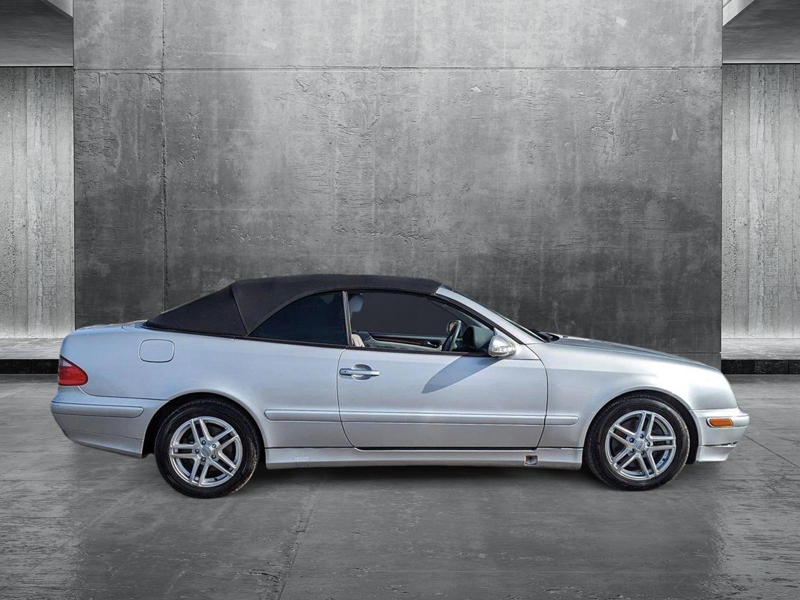 2002 Mercedes-Benz CLK-Class Vehicle Photo in SPOKANE, WA 99212-2978